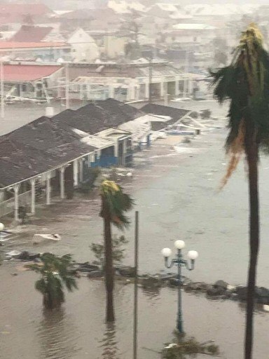 L’ouragan Irma a déjà gravement endommagé les habitations et les routes
