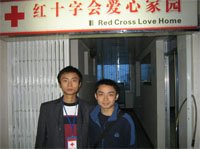 Red Cross volunteers working at the Red Cross “Drop-in” Centre in Deyang of Sichuan Province.