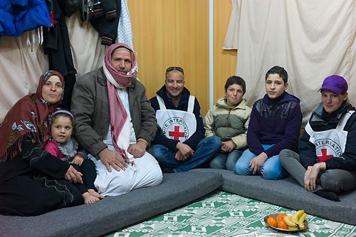 Mohammad a enfin retrouvé sa famille au camp de réfugiés d'Al-Zaatari. 