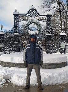 Jaime Espinoza, après sa première tempête de neige à Halifax, en Nouvelle-Écosse.