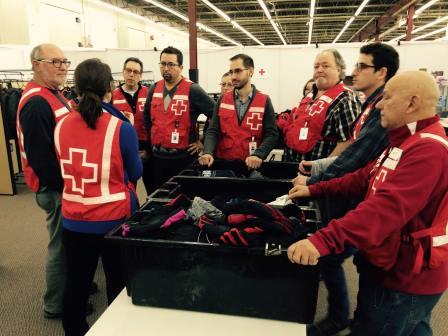 Les bénévoles de la Croix-Rouge participent à l’accueil des réfugiés syriens au Canada