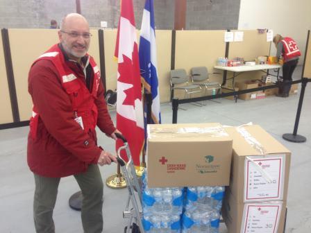 Les bénévoles de la Croix-Rouge participent à l’accueil des réfugiés syriens au Canada
