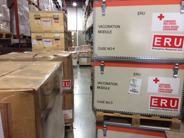 Boîtes contenant le matériel de l'hôpital de campagne