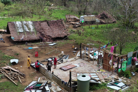 Photo aérienne par drone des dégâts causés par le cyclone Lola