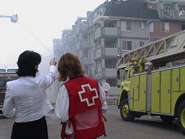 Les bénévoles de la Croix Rouge canadienne interviennent lors d’une catastrophe